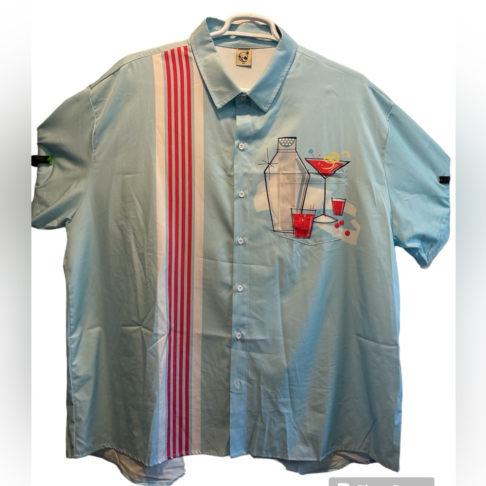 A 3XL retro inspired casual button down with pocket.